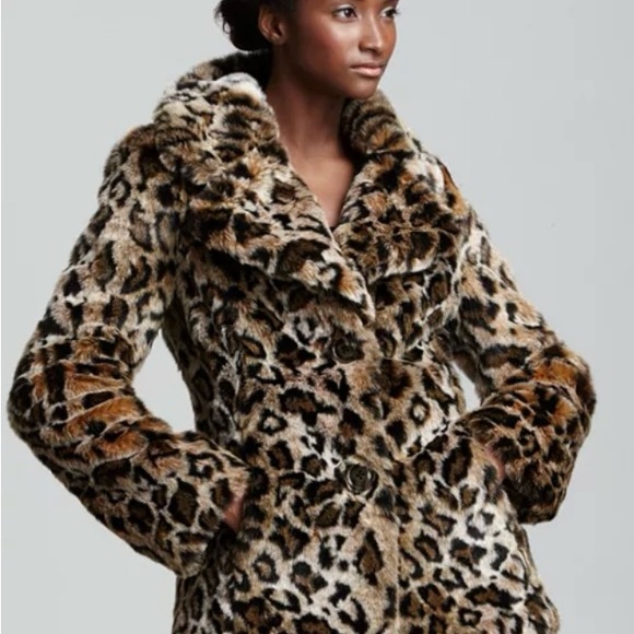 Guess Faux Fur Leopard Jacket - Picture 12 of 12